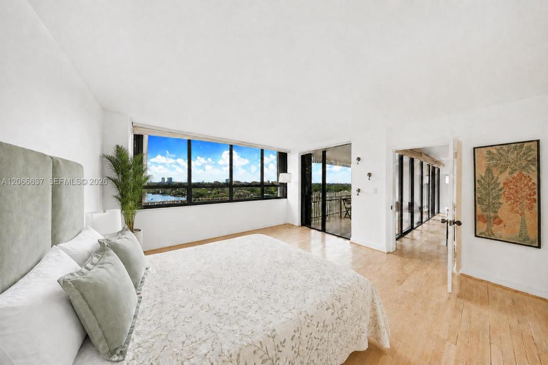 3 Grove Isle Dr C1208, Miami, Floride 33133, États-Unis