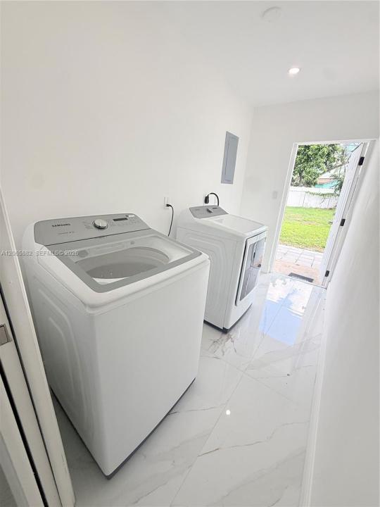 1606 NW 12th Ave, Fort Lauderdale, Floride 33311, États-Unis