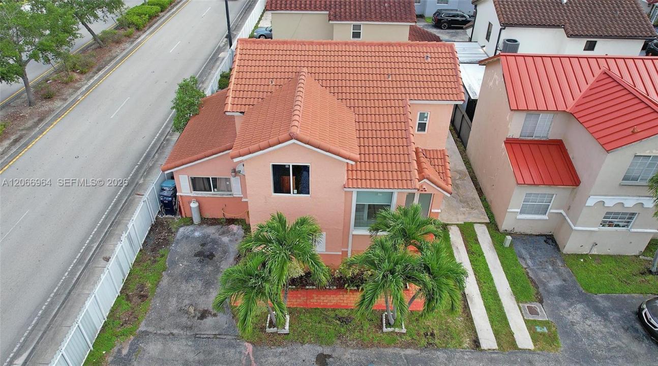 12693 NW 8th Ter, Miami, Floride 33182, États-Unis