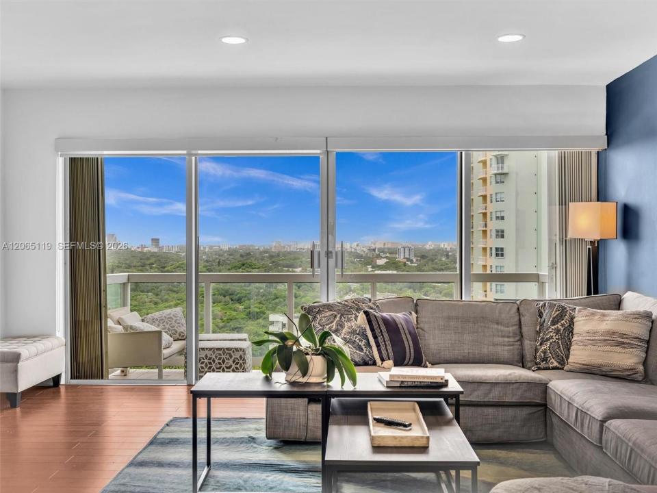 2451 S Brickell Ave 20M, Miami, Floride 33129, États-Unis