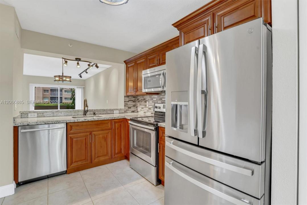 9537 Weldon Cir I109, Tamarac, Floride 33321, États-Unis
