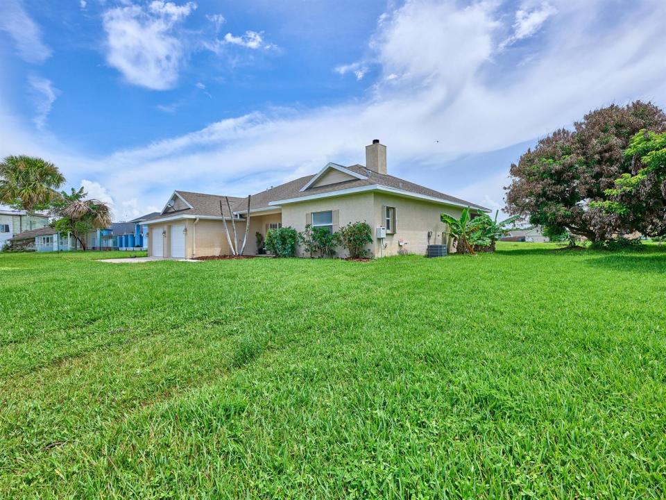 3761 SW WYCOFF Street, Port St. Lucie, Floride 34953, États-Unis