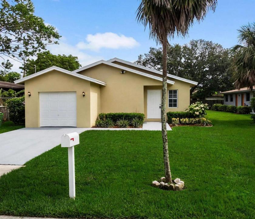 1136 NW 5TH Court, Fort Lauderdale, Floride 33311, États-Unis
