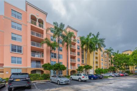 19601 E Country Club Dr 7104, Aventura, Florida 33180, USA