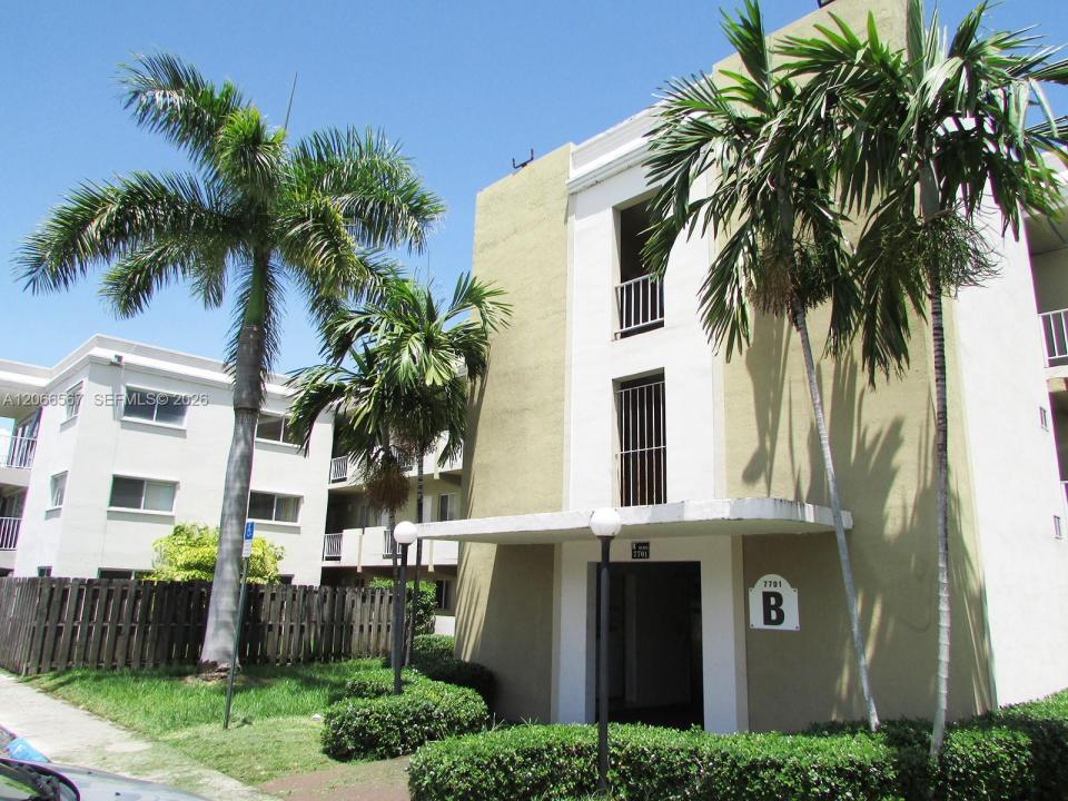 7701 SW 88th St B322, Miami, Floride 33156, États-Unis