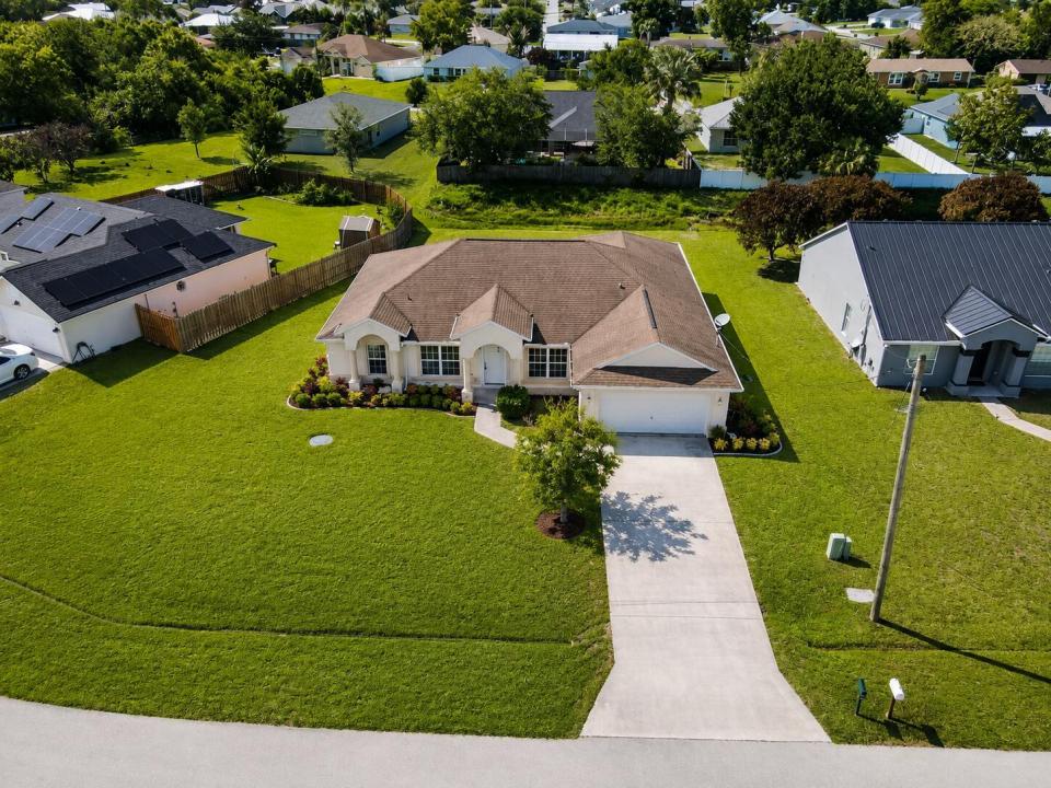 1061 SW Coleman Avenue, Port St. Lucie, Florida 34953, Stati Uniti