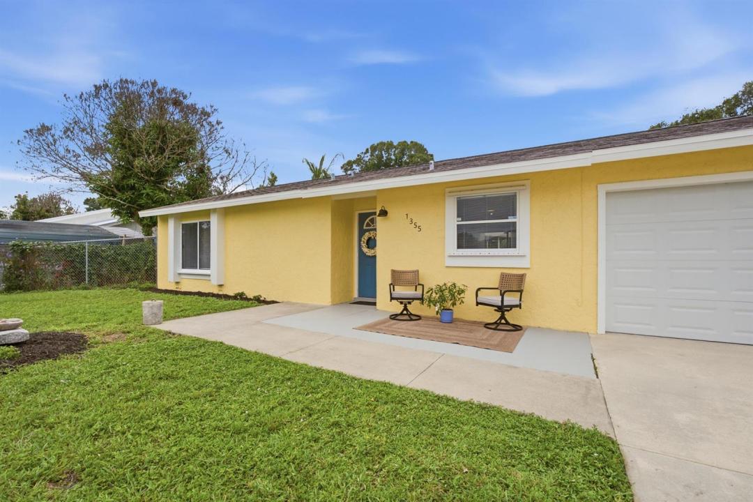 1355 23rd SW Place, Vero Beach, Florida 32962, USA