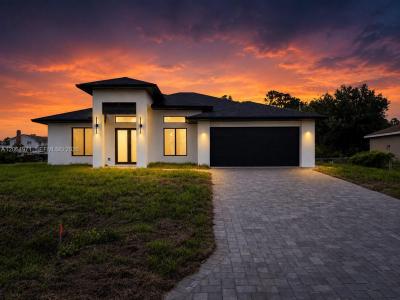 705 Colyer St E, Lehigh Acres, Florida 33974, USA