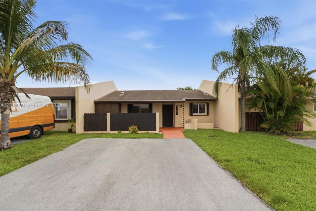 11601 SW 123rd Ave, Miami, Florida 33186, USA
