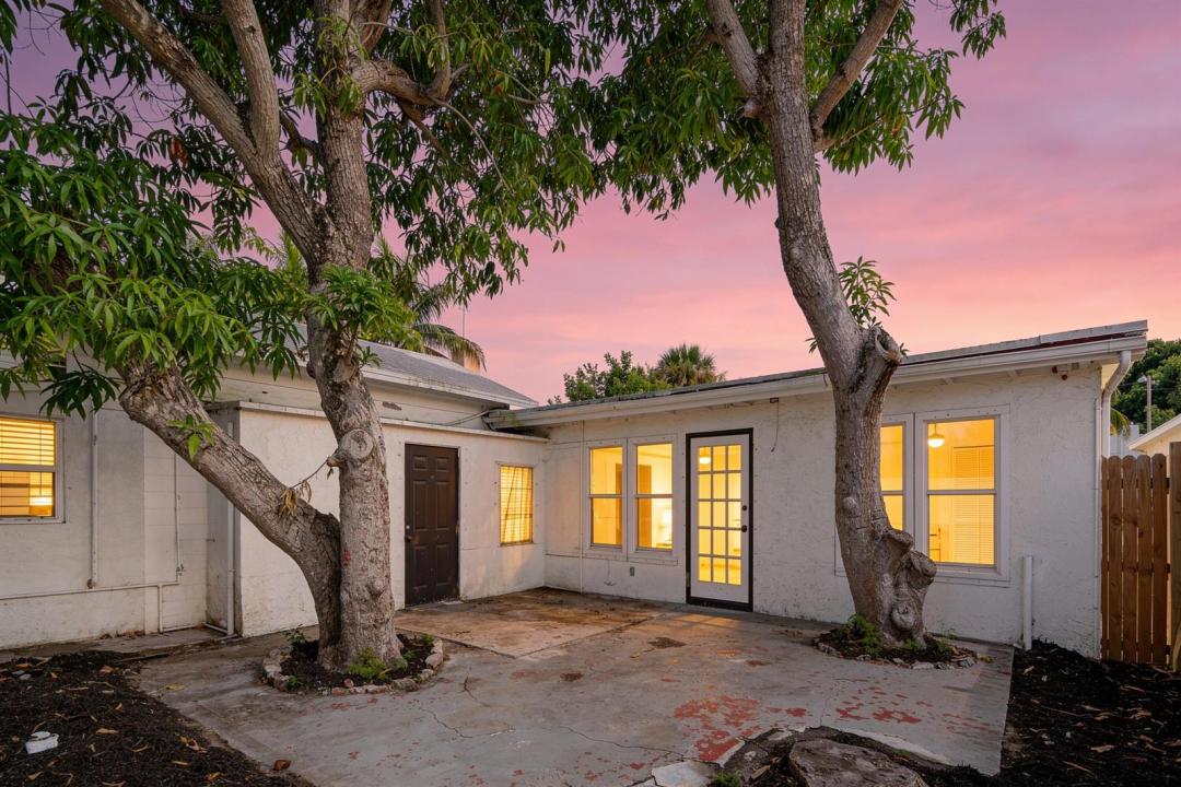 526 38TH Street, West Palm Beach, فلوريدا 33407, الولايات المتحدة