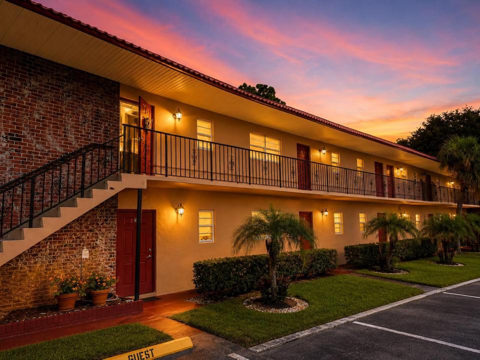 1979 SW PALM CITY Road G, Stuart, Floryda 34994, USA