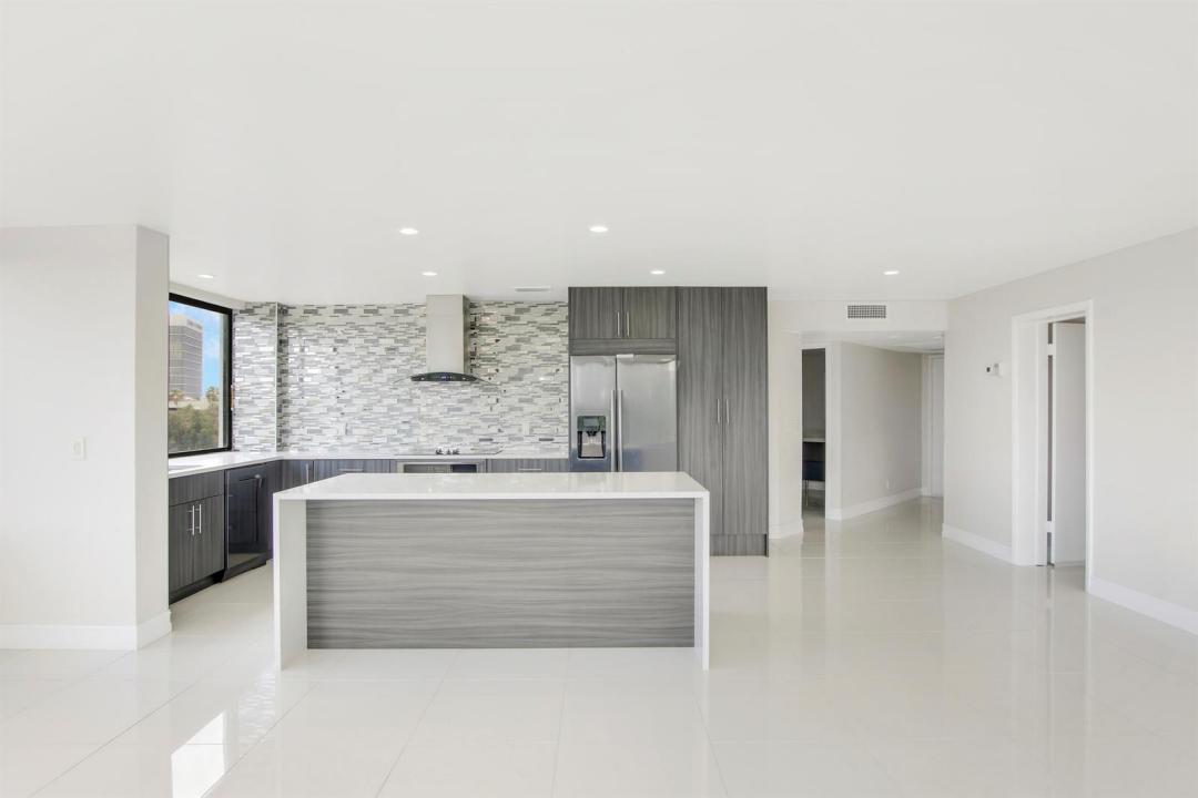 1500 Presidential Way 404, West Palm Beach, Floride 33401, États-Unis