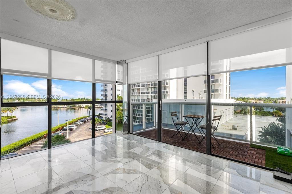20505 E Country Club Dr 533, Aventura, Floride 33180, États-Unis
