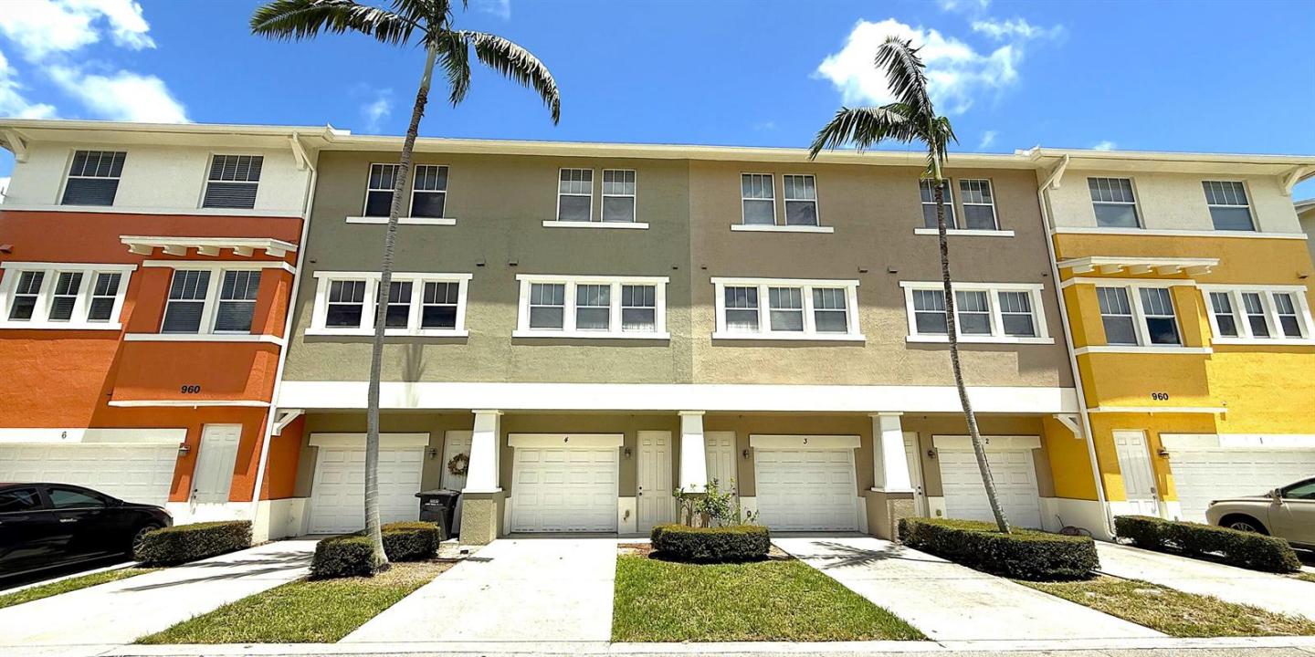960 MILLBRAE Court 4, West Palm Beach, Floride 33401, États-Unis