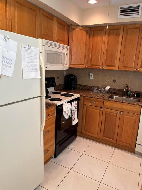 619 BURGUNDY M 619, Delray Beach, Floride 33484, États-Unis
