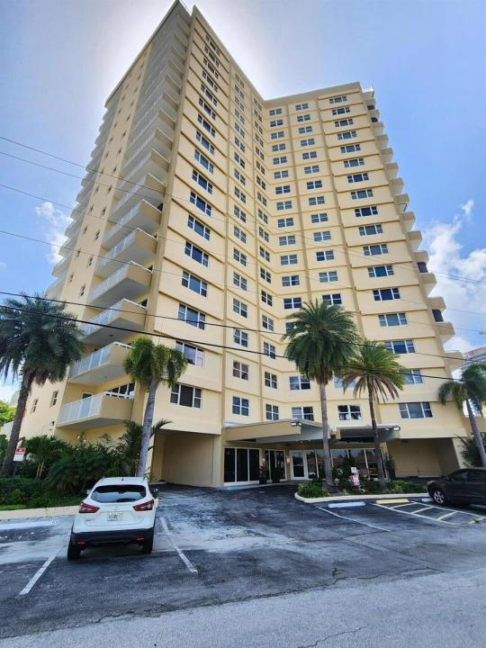 1200 HIBISCUS Avenue 1006, Pompano Beach, Floride 33062, États-Unis