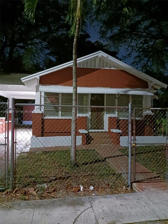 21 NW 61st St, Miami, Floride 33127, États-Unis