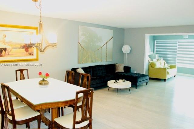 4211 NW 41st St 407, Lauderdale Lakes, Floryda 33319, USA