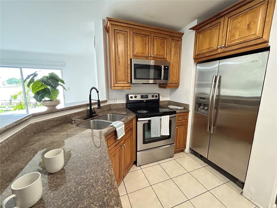 3409 NW 44th St 106, Oakland Park, Floride 33309, États-Unis