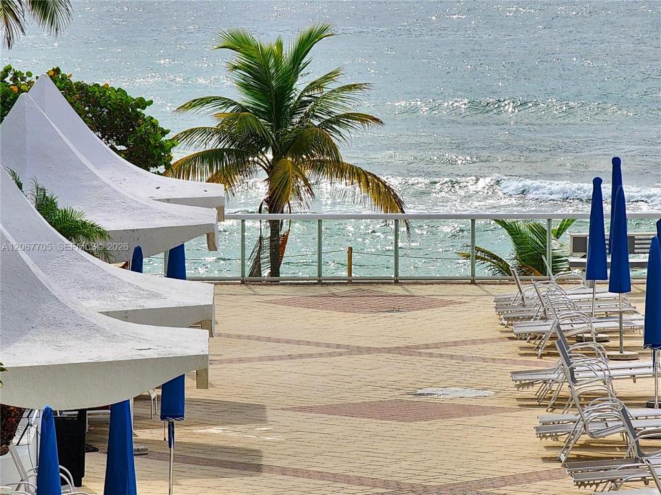 2030 S Ocean Dr 216, Hallandale Beach, Florida 33009, Stati Uniti