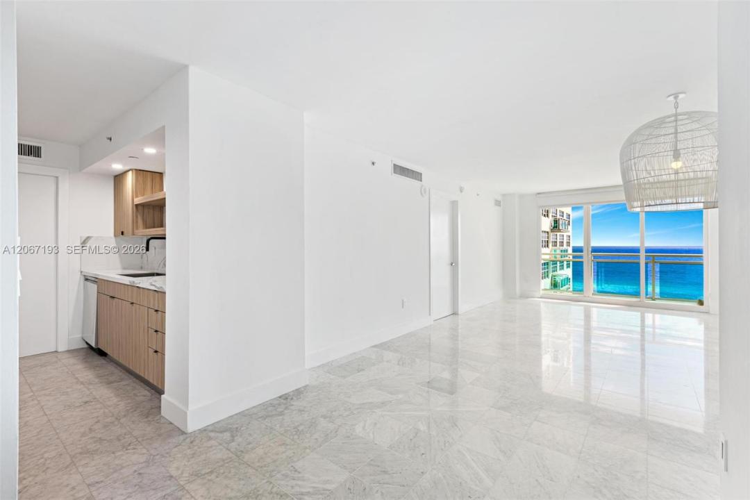 6917 Collins Ave 1009, Miami Beach, Floride 33141, États-Unis