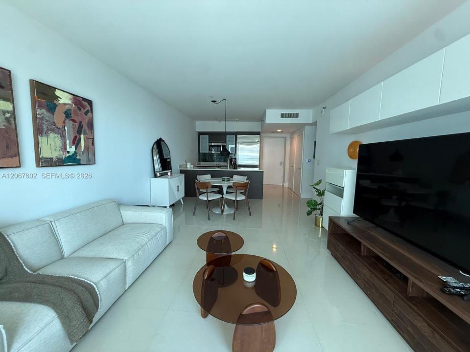 500 Brickell Ave 2706, Miami, Floride 33131, États-Unis