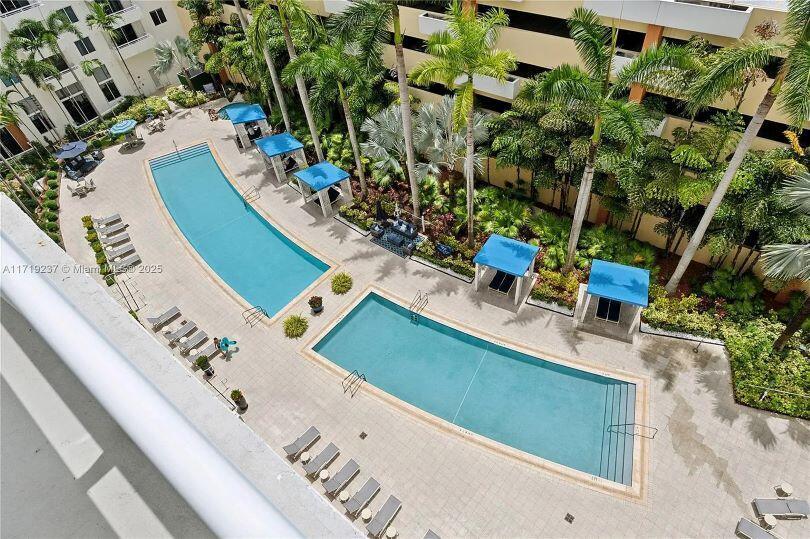 2775 NE 187th Street 325, Miami, Floride 33180, États-Unis