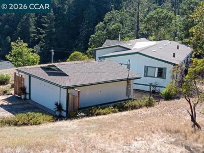 Daphne Way, Willits, Californie 95490-8901, États-Unis