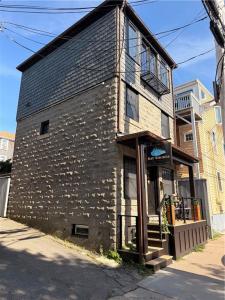 494 Thames St Street, Newport, Rhode Island 02840, USA
