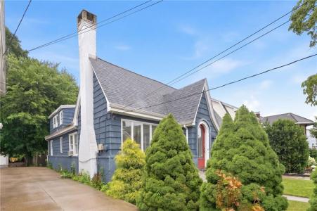 519 prospect Street, Woonsocket, Rhode Island 02895, USA