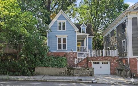 53 Olney Street, Providence, Rhode Island 02906, USA