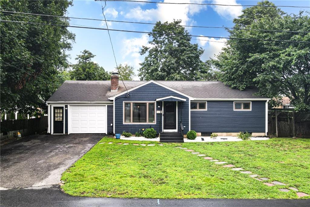 123 Lockhaven Road, Warwick, Rhode Island 02889, USA