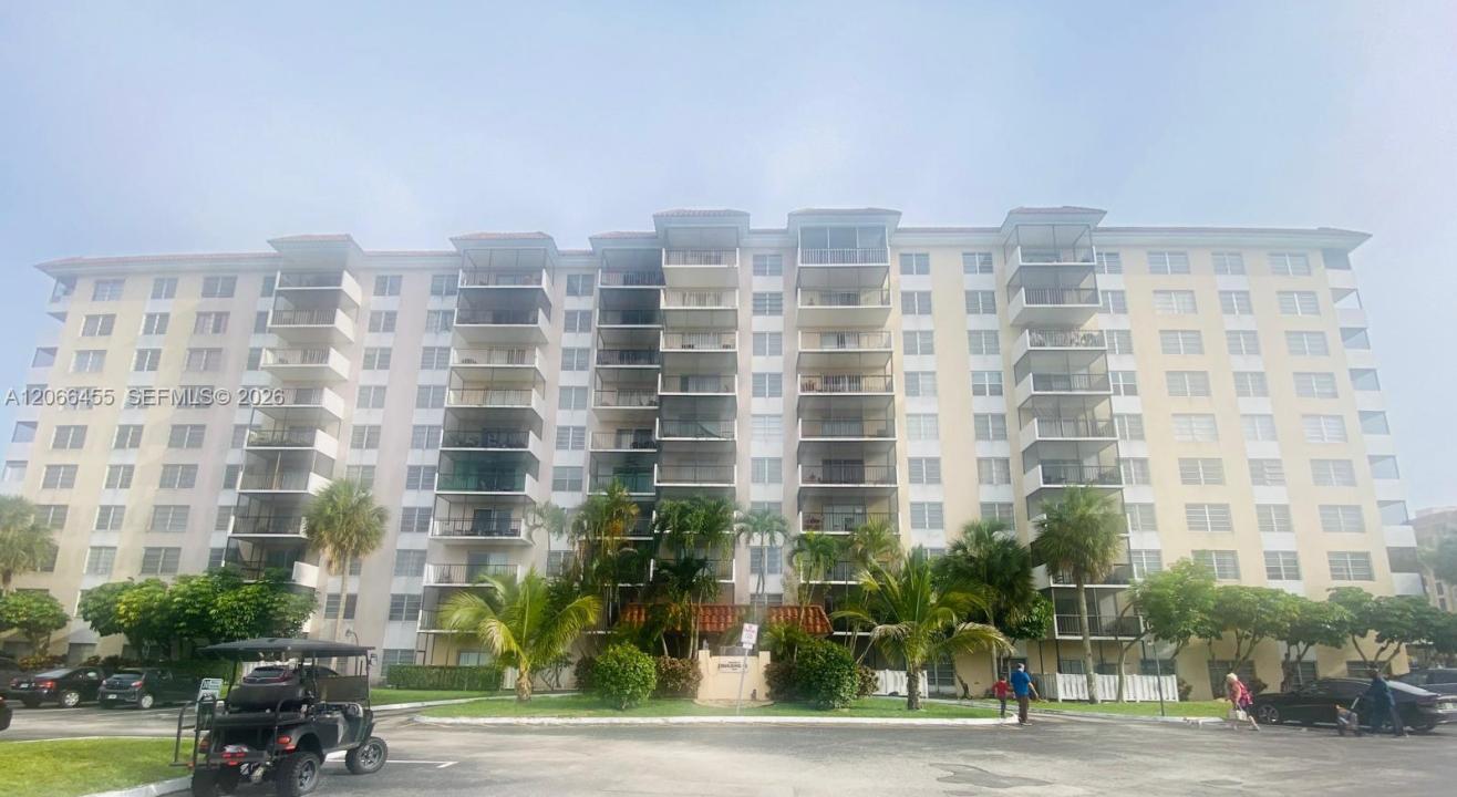 4164 Inverrary Dr 415, Lauderhill, Florida 33319, Stati Uniti