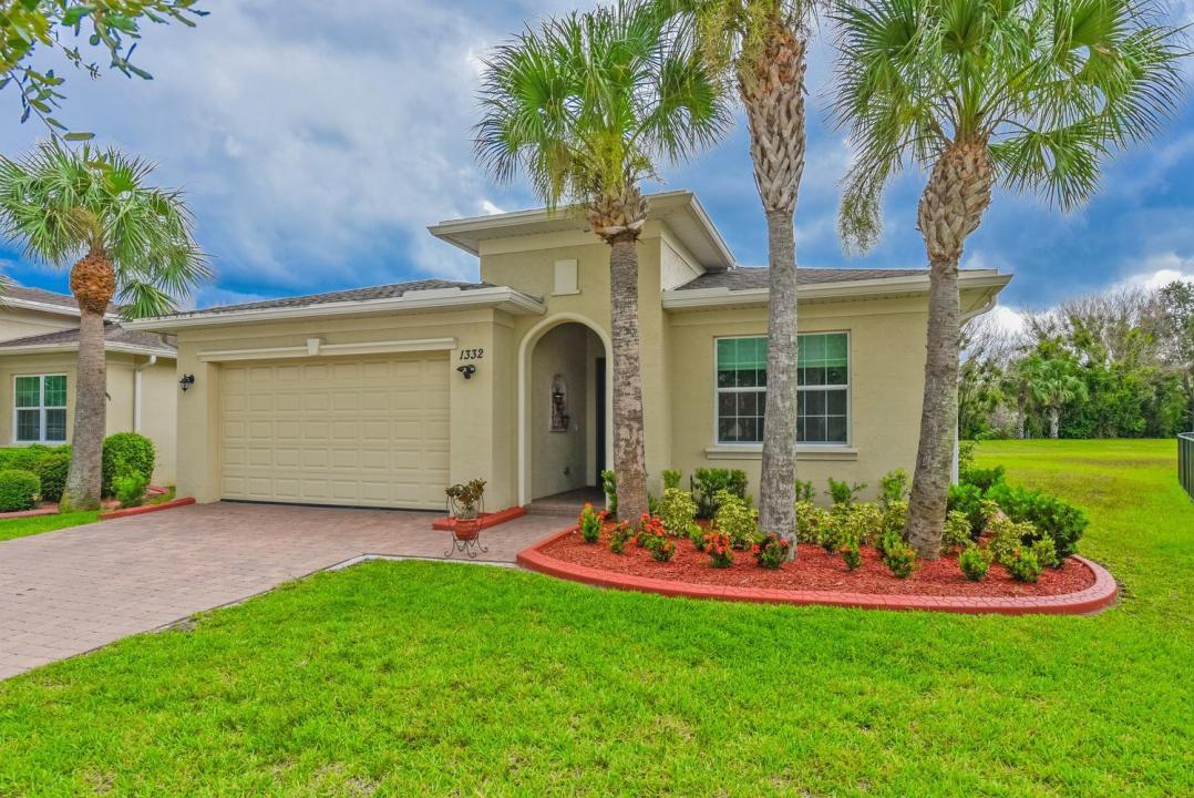 1332 NW Leonardo Circle, Port St. Lucie, Floride 34986, États-Unis