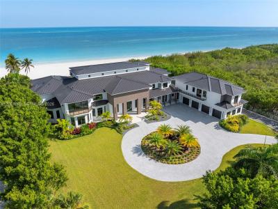 2405 Coco Plum Dr, Marathon, Florida 33050, USA