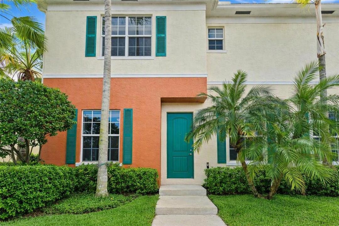 259 SW 7TH Street, Pompano Beach, Florida 33060, USA