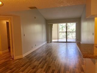 9901 WESTVIEW Drive 336, Coral Springs, Floride 33076, États-Unis