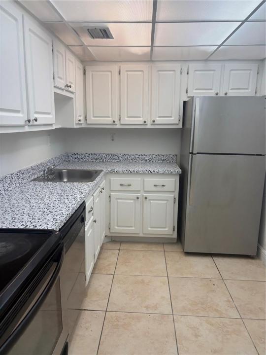 1805 Sans Souci Blvd 325, North Miami, Floride 33181, États-Unis