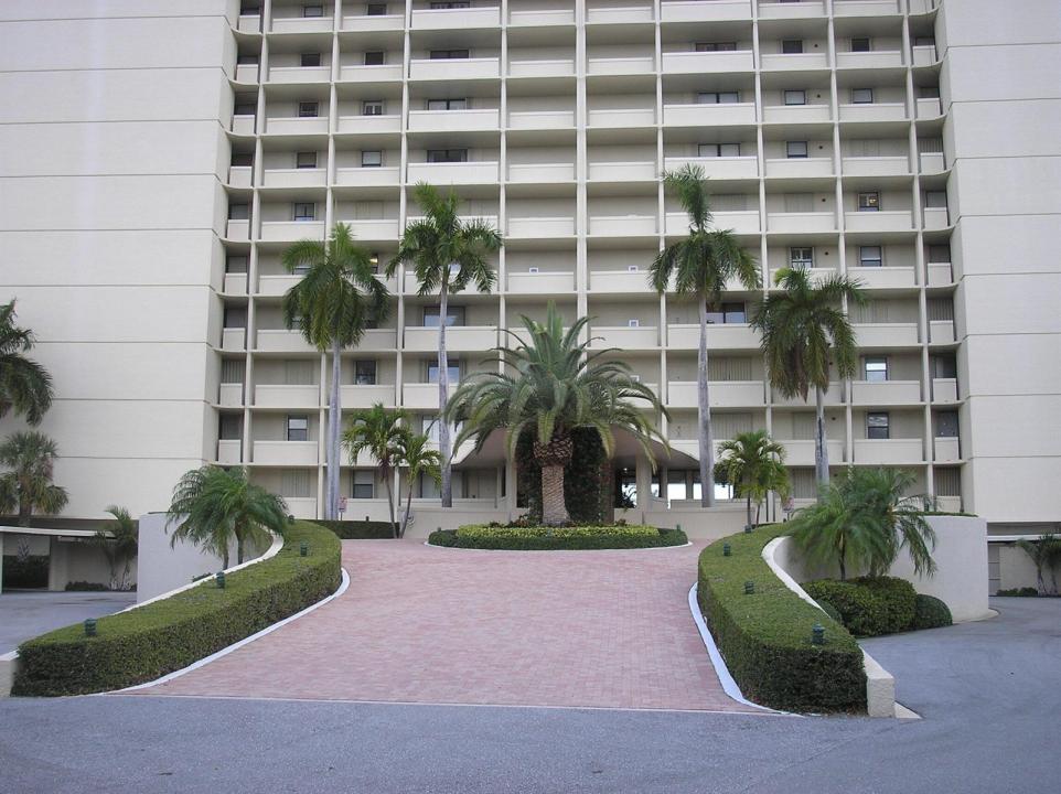 130 LAKESHORE Drive 322, North Palm Beach, Floride 33408, États-Unis