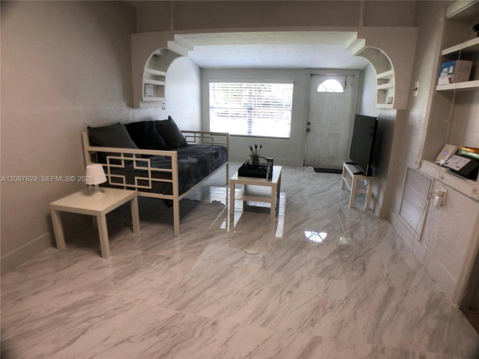 2111 Monroe Ter N/A, Hollywood, Florida 33020, USA