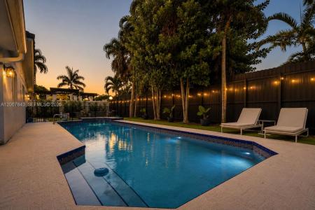 19040 S Saint Andrews Dr, Hialeah, Florida 33015, USA