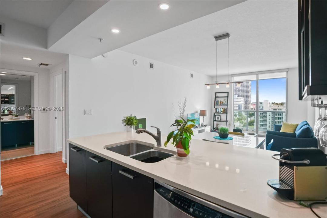 333 NE 24th St 1004, Miami, Florida 33137, Stati Uniti