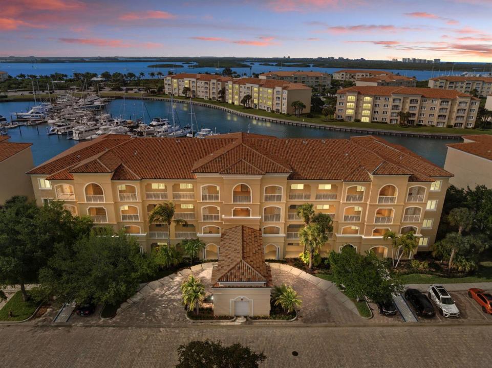 16 Harbour Isle W Drive 303, Fort Pierce, Floride 34949, États-Unis