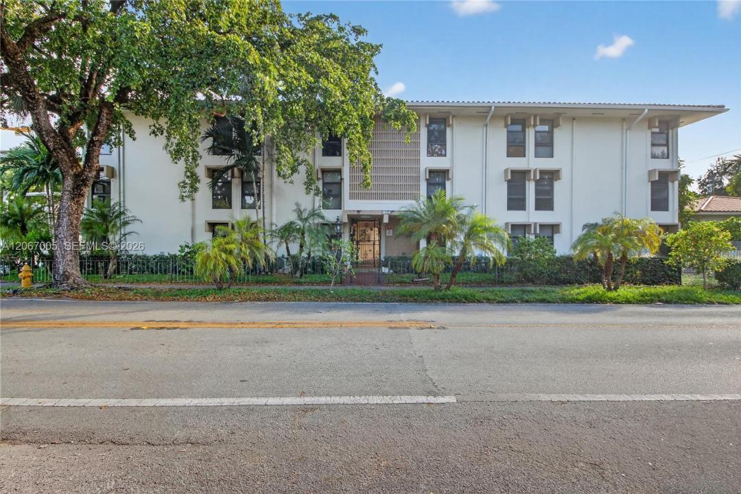 1600 S Le Jeune Rd 14, Coral Gables, فلوريدا 33134, الولايات المتحدة