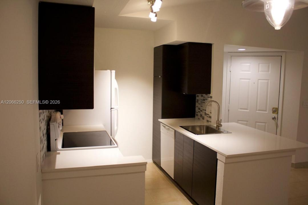 2826 S University Dr 3203, Davie, Floride 33328, États-Unis