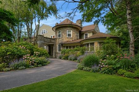 215 Soundview Avenue, White Plains, New York 10606, Stati Uniti