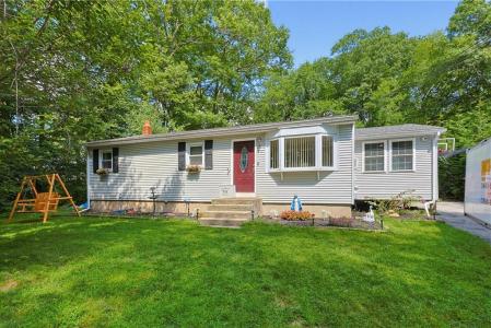 417 Lake Washington Drive, Glocester, Rhode Island 02814, USA