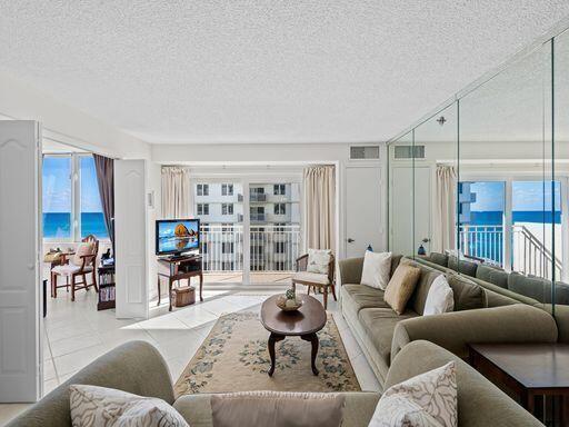 3221 S Ocean Boulevard 405, Highland Beach, Florida 33487, USA