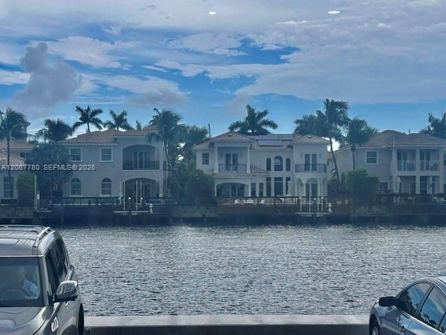 1500 S Ocean Dr 1E, Hollywood, Florida 33019, USA
