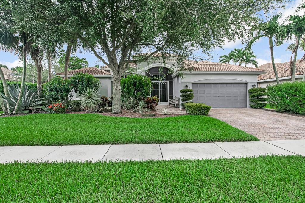 9611 RAVELLO Street, Lake Worth, Florida 33467, USA